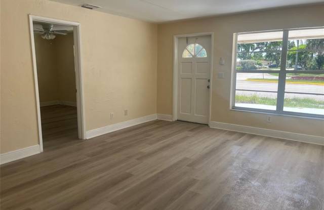 5641 Sheridan St - 5641 Sheridan Street, Hollywood, FL 33021