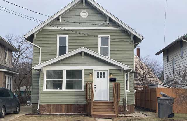 838 N Metcalf St photos photos