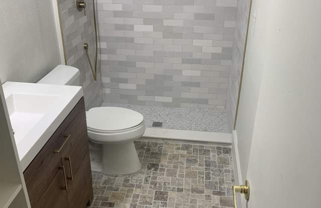 5137 Dartmouth Avenue North - 5137 Dartmouth Avenue North, St. Petersburg, FL 33710