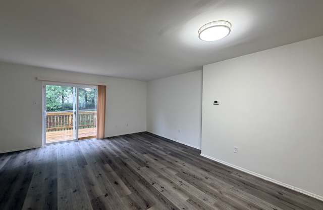 6152 Majors Ln Gallery 3