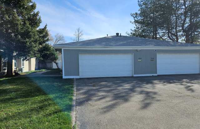 Great 3 Bed / 2 Bath Duplex in Millcreek photos photos