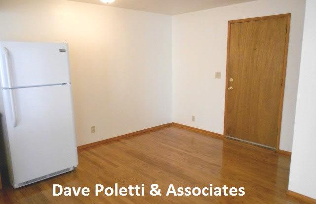 965 N Allen Plaza Gallery 4