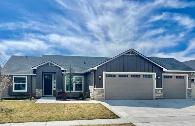 Newer Construction with High End Finishes _ Large 3 Car Garage!! photos photos