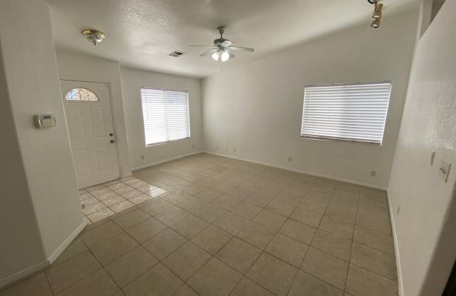 4 bed/2 bath home Located in Central Las Vegas Gallery 3