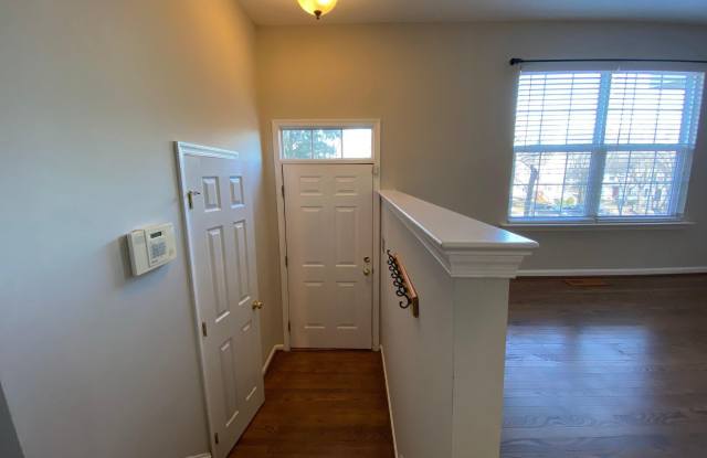 14299 NEWBERN Loop Gallery 3