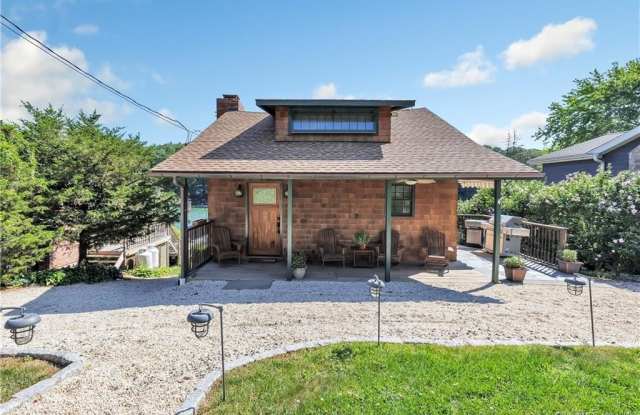 39 Cedar Drive - 39 Cedar Drive, Danbury, CT 06811 39 Cedar Drive - 39 Cedar Drive, Danbury, CT 06811