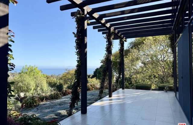 401 Nicholas Ln - 401 Nicholas Lane, Santa Barbara, CA 93108