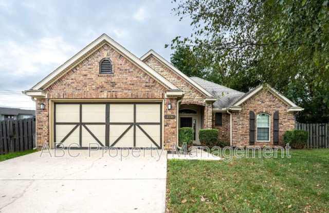 1536 North Oakhaven Place photos photos 1536 North Oakhaven Place photos photos