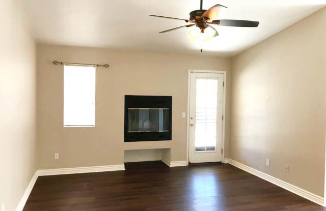 2710 W SANDBROOK LANE Gallery 2