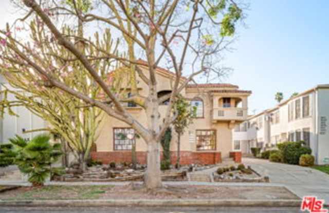 1461 South Beverly Drive Gallery 1