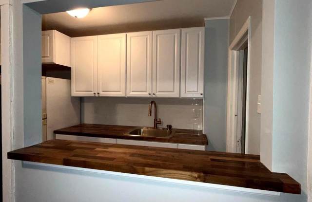 517 LITTLECROFT Road photos photos