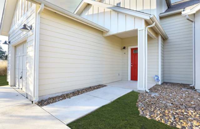 213 Circle Court Gallery 3