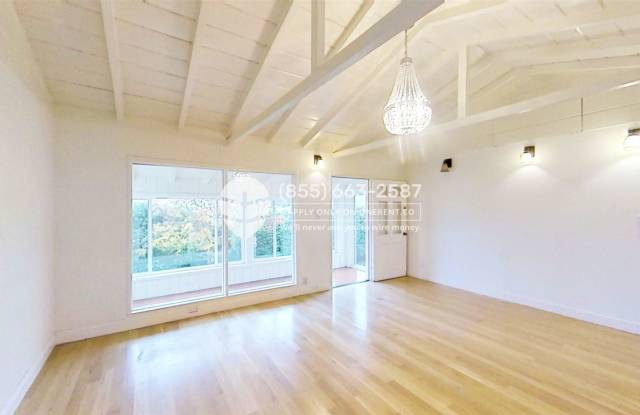 33 North Knoll Road Gallery 3