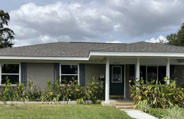2217 Taylor Boulevard - 2217 Taylor Boulevard, Gulfport, MS 39507