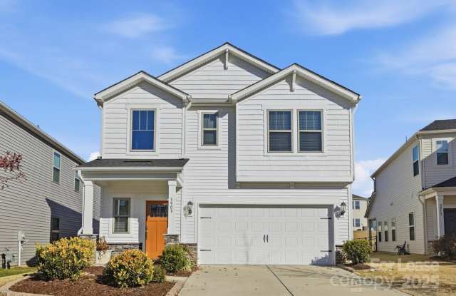 3909 Woodland View Drive - 3909 Woodland View Drive, Mecklenburg County, NC 28215