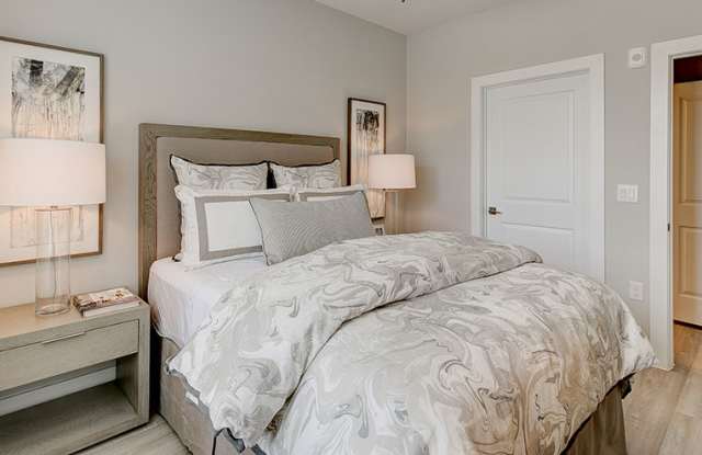 Riverhaus Creekside Apartments Gallery 4