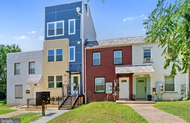 834 19TH Street NE Gallery 2