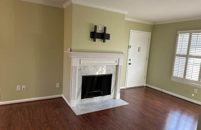 2005 MONTREAT PARKWAY Gallery 3