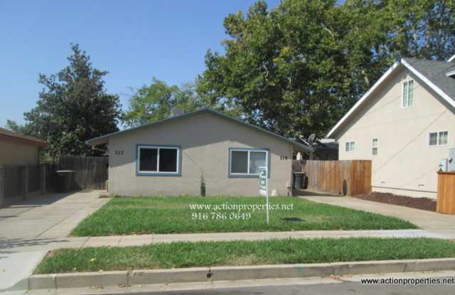 Central Roseville - 1 Bed, 1 Bath Duplex -New Flooring- Large Yard - Gardener Included Shed for Storage * NO Washer/Dyer Hookups photos photos