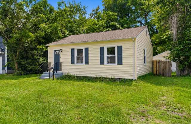 Charming 2BR/1BA Single Family Home in Chesapeake – Perfectly Designed for Everyday Living! photos photos