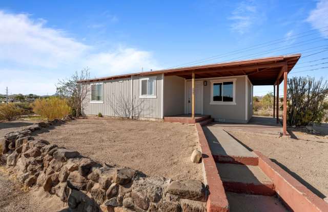 509 West El Tecalote Drive - 509 West El Tecalote Drive, Wickenburg, AZ 85390