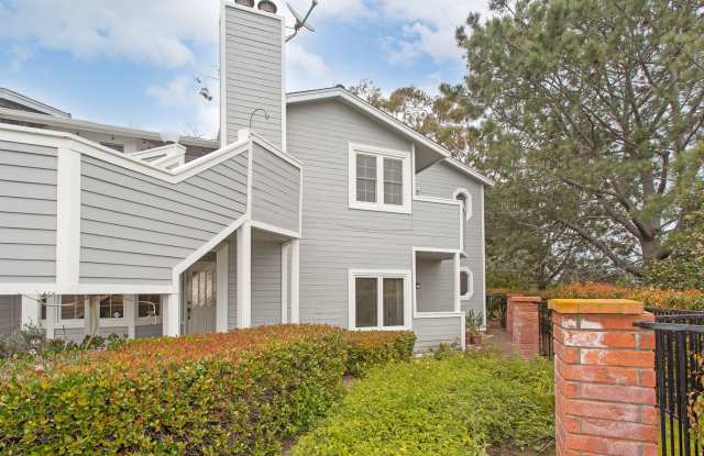 Adorable 2 Bedroom, 2 Bath Coastal South-O Condo! - 2144 South Coast Highway, Oceanside, CA 92054