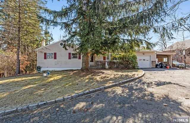 10  Woodlawn Terrace - 10 Woodlawn Terrace, Morris County, NJ 07869