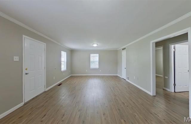 424 Shirley Avenue Gallery 2