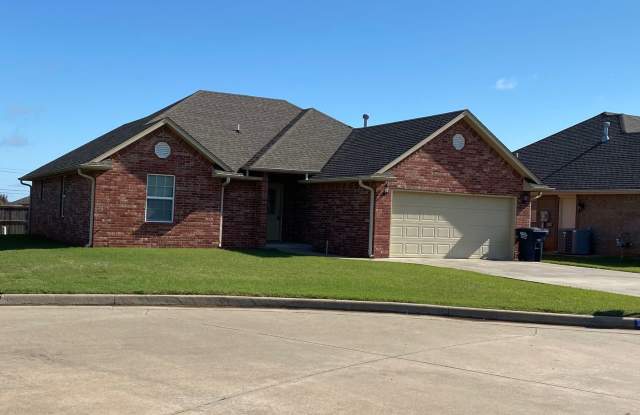1100 Ariana St. - 1100 Ariana Street, Shawnee, OK 74804