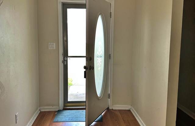 10911 Secretariat Drive Gallery 4