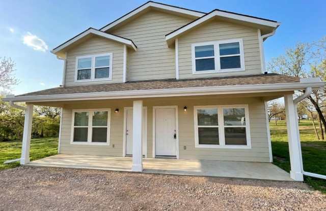 *COMING SOON* Modern 2BD/1.5BA Duplex in Kingsland with Fenced Yard  Washer/Dryer photos photos