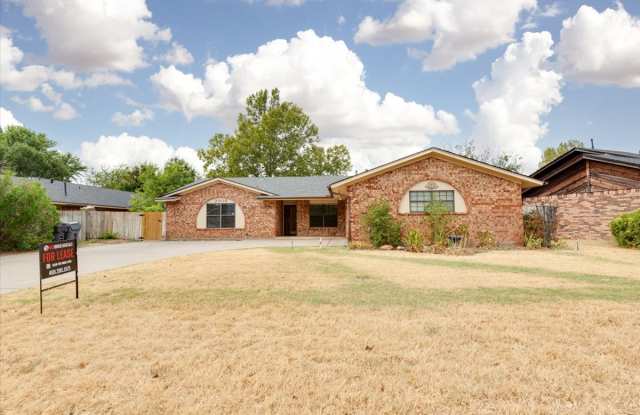 2508 Northeast Turtle Creek Drive - 2508 Northeast Turtle Creek Drive, Lawton, OK 73507