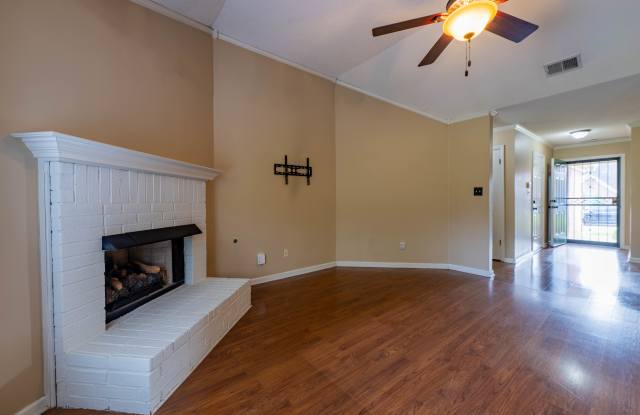 9590 Daly Dr Gallery 4