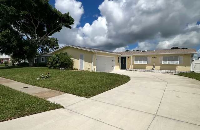 1560 Salmon St - 1560 Salmon Street, Merritt Island, FL 32952