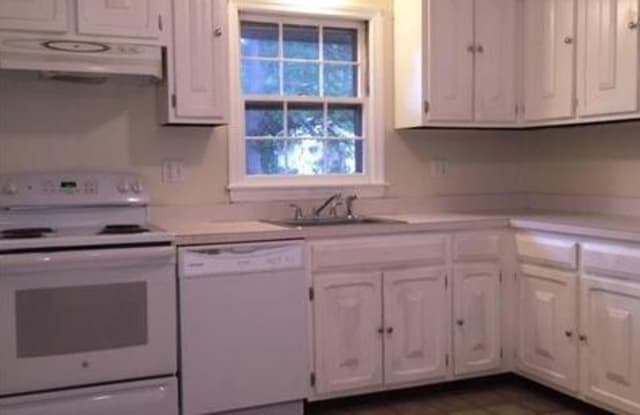 Mountain View Condos - 137 Vernon Avenue, Tolland County, CT 06066