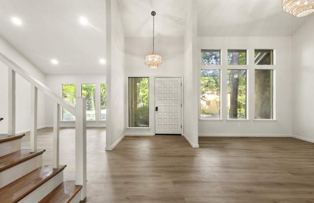 8747 S 68th E Ave - 8747 South 68th East Avenue, Tulsa, OK 74133