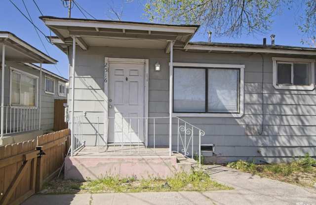2516 D Street photos photos