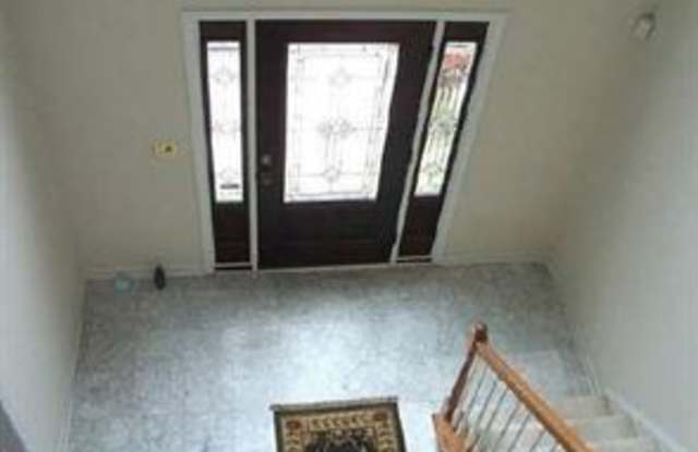 4835 Haydens Walk Drive Gallery 2