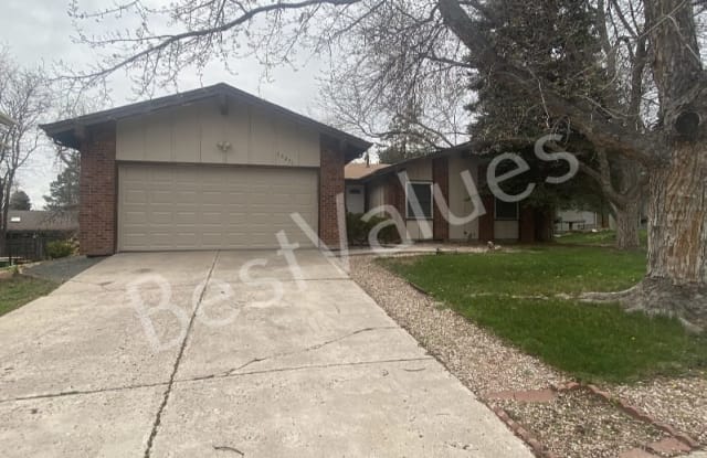 15378 E Lehigh Ave - 15378 East Lehigh Avenue, Aurora, CO 80013