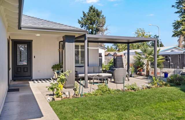 469 Mace Road Gallery 2