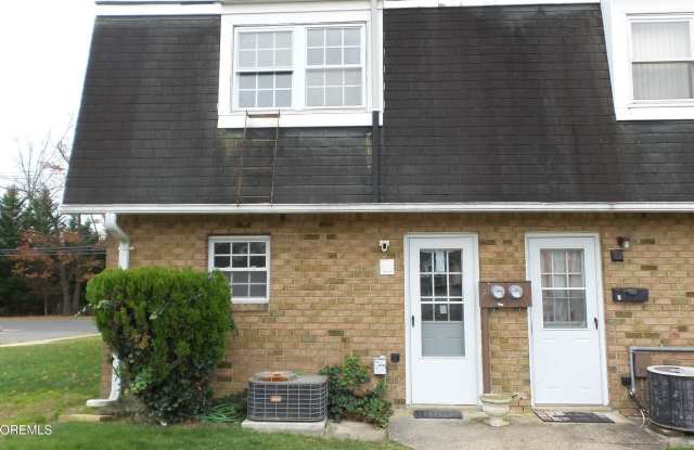 2 Briar Mills Drive - 2 Briar Mills Drive, Ocean County, NJ 08724