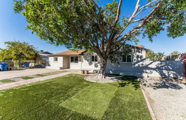 2614 W Greenway Rd - 2614 West Greenway Road, Tempe, AZ 85282