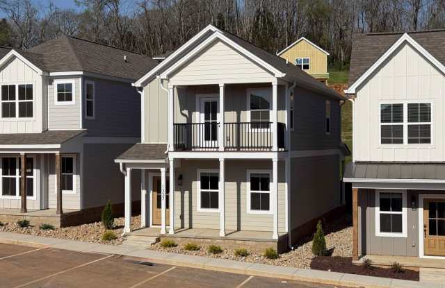 3-Bedroom + Flex Room at Highbury - 1337 Meridian Street, Cookeville, TN 38501