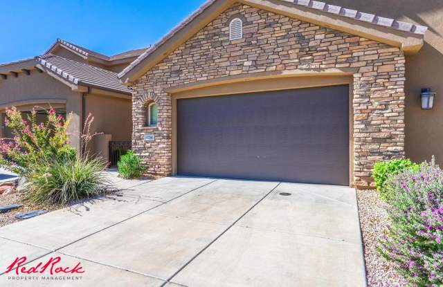 Pet Friendly 4 Bedroom Home! Internet Included! photos photos