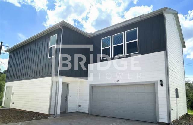 337 Huisache St, Lake Jackson, TX 77566 - 337 Huisache Street, Lake Jackson, TX 77566