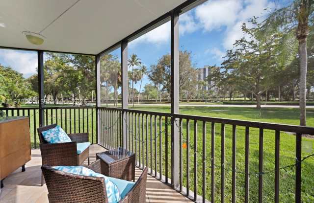 3101 N Country Club Dr Gallery 2