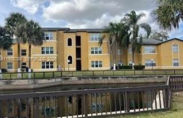 4518 Commander Dr photos photos