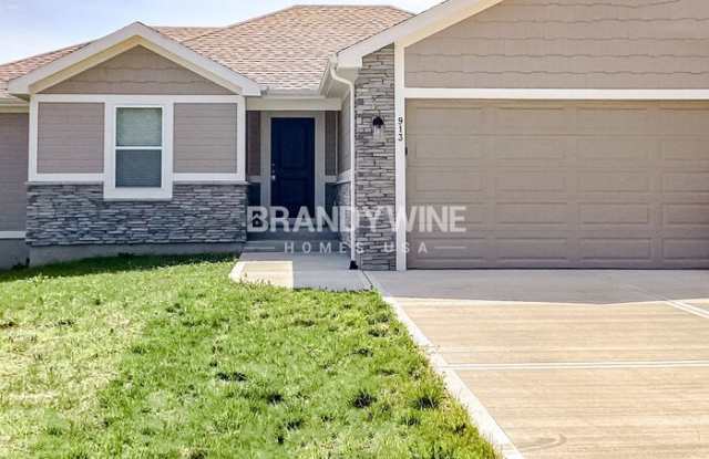 913 Westover Road photos photos