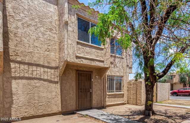 4623 E SOUTHGATE Avenue photos photos