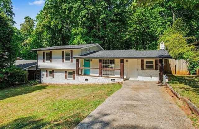 2637 Casher Drive Gallery 2